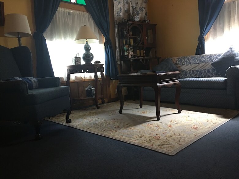 Bed & Breakfast All Seasons Inn