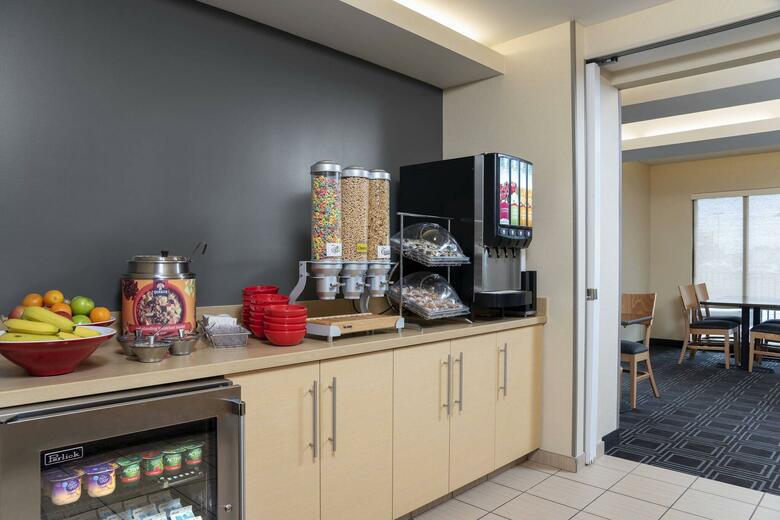 Hotel Towneplace Suites Fort Wayne North