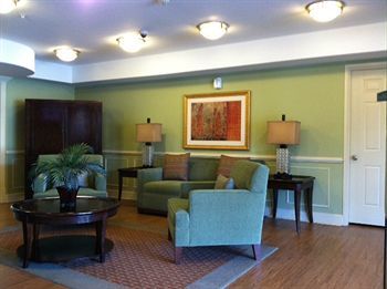 Hotel Home-towne Suites Columbus