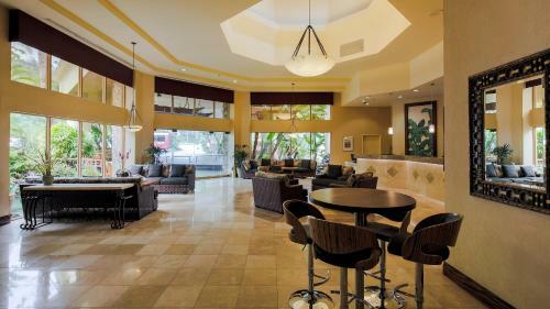 Crowne Plaza Hotel Mission Valley