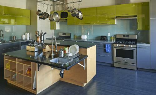 Hostelling International San Diego Downtown