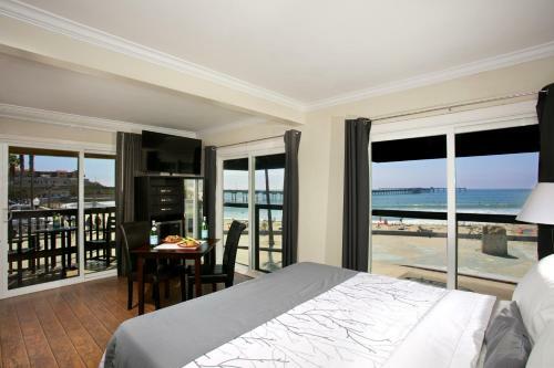 Ocean Beach Hotel