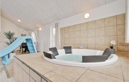 Holiday Home Strandbakken Bogense IV