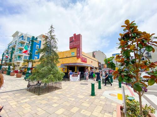 International Travelers House Adventure Hostel