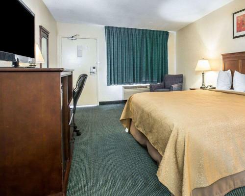 Hotel Quality Inn I-5 Naval Base