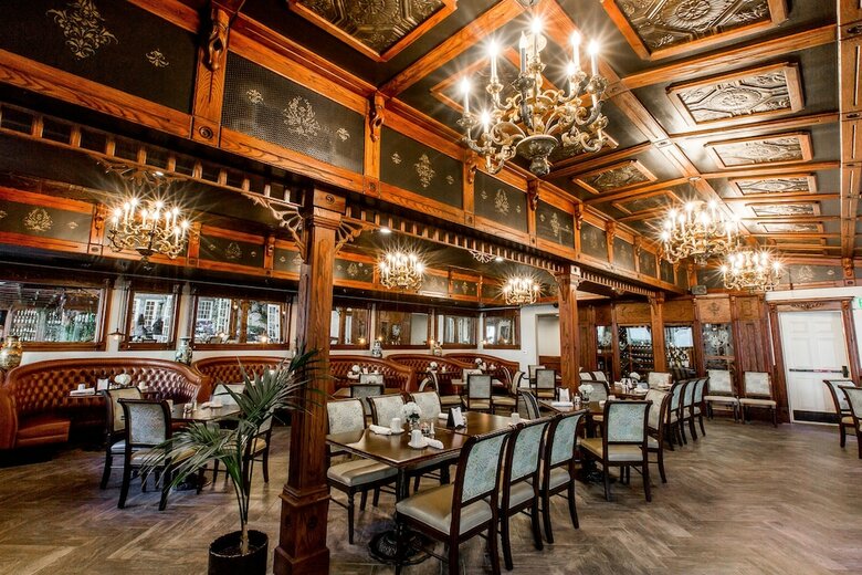 Horton Grand Hotel