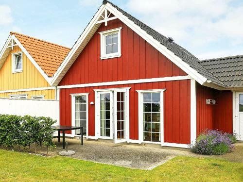 Three-bedroom Holiday Home In Brenderup Fyn 1