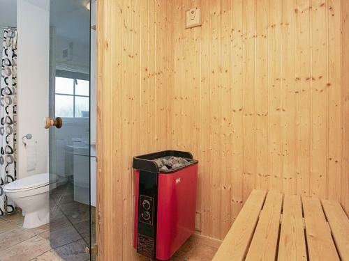 Three-bedroom Holiday Home In Brenderup Fyn 1