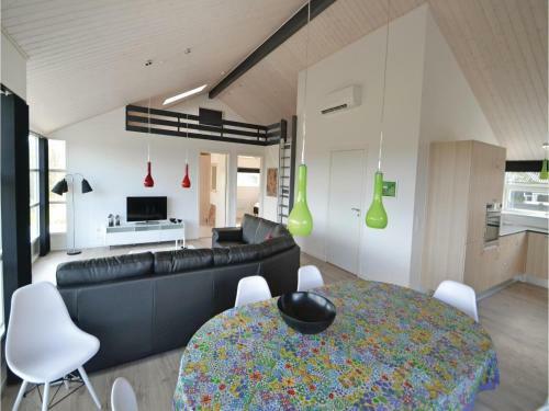 Holiday Home Glesborg 01