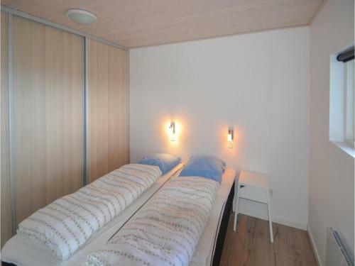 Holiday Home Glesborg 01