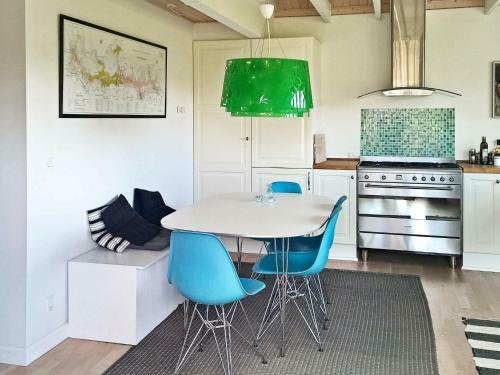 Three-bedroom Holiday Home In Dannemare 6
