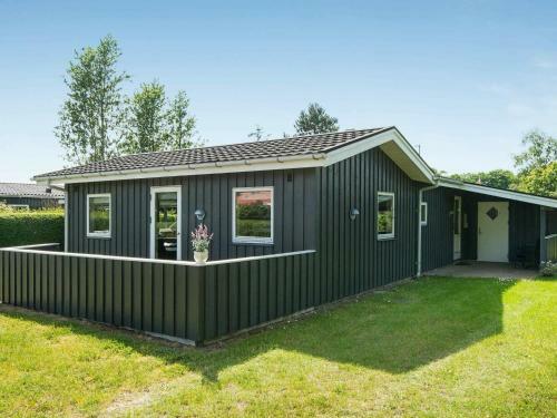Four-bedroom Holiday Home In Haderslev 1