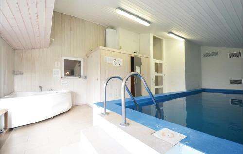 Holiday Home G�sehagevej Ebeltoft V
