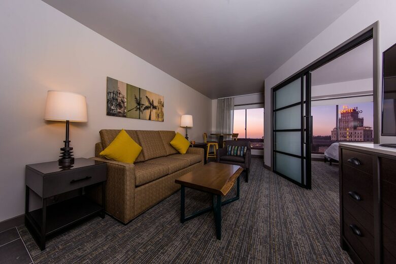 Hotel The Declan Suites San Diego