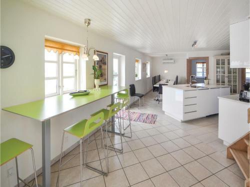 Eight-bedroom Holiday Home In Ebeltoft