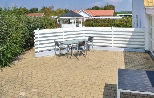 Eight-bedroom Holiday Home In Ebeltoft