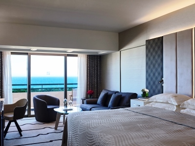 Four Seasons Hotel