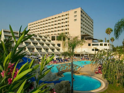 Hotel St Raphael Resort