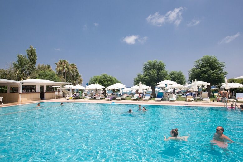 Hotel Iliada Beach(.)
