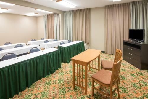 Hotel Staybridge Suites Columbus-airport