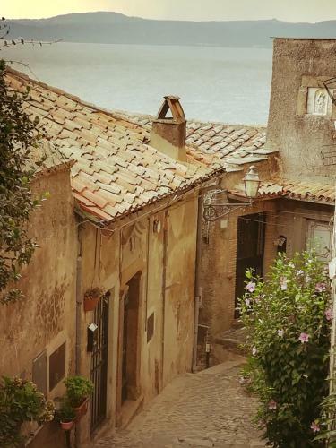 Apartamento In Front Of The Lake, A Step From Rome!