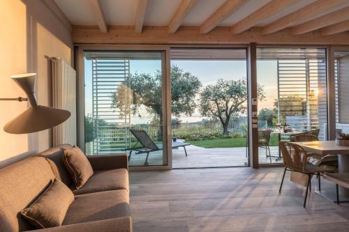 Bed & Breakfast San Colombano Suites