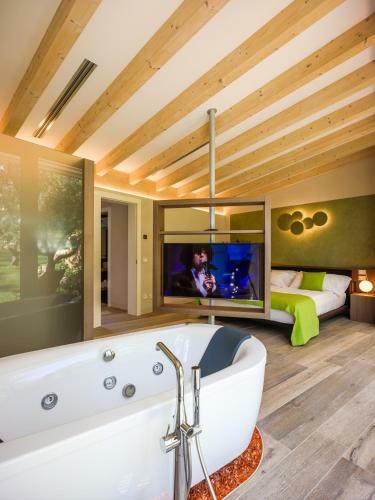Bed & Breakfast San Colombano Suites