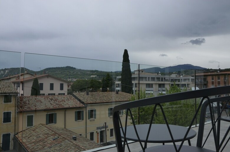 Solho Hotel
