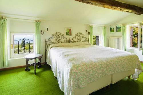 Contra' Casetta Villa Sleeps 10 Pool Wifi