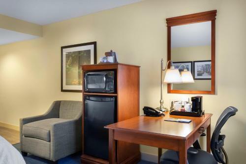 Hotel Hampton Inn Belmont At Montcross