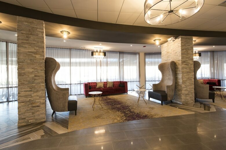 Crowne Plaza Saddle Brook, An Ihg Hotel