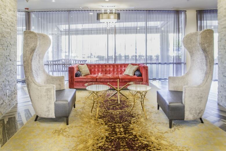 Crowne Plaza Saddle Brook, An Ihg Hotel