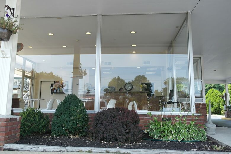 Motel Crystal Inn Eatontown