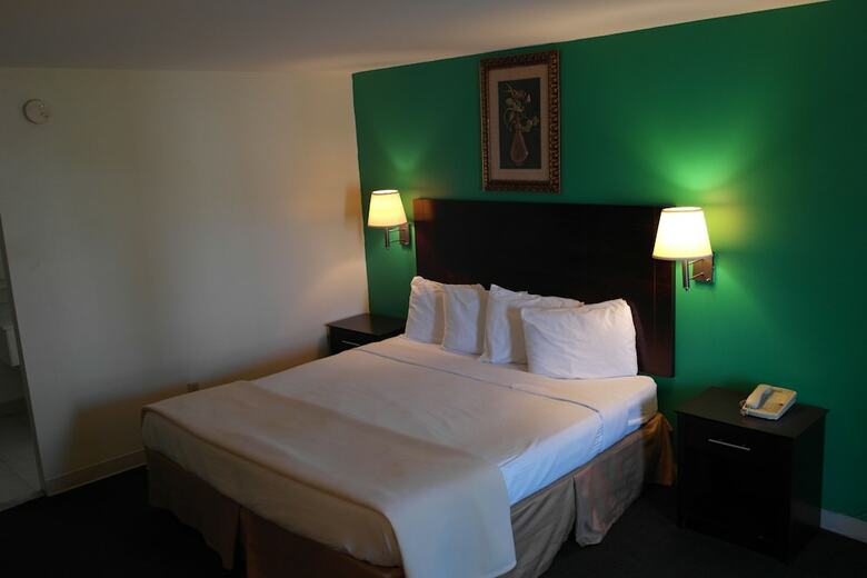Motel Crystal Inn Eatontown