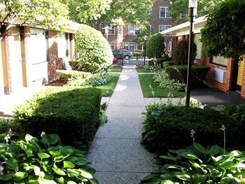Hotel Carleton Of Oak Park