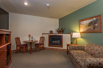 Hotel Wood River Inn
