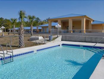Hotel Regency Inn And Suites