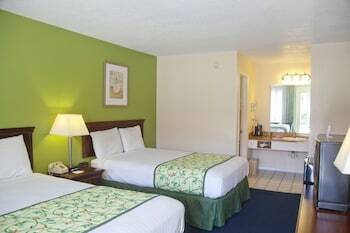 Hotel Regency Inn And Suites