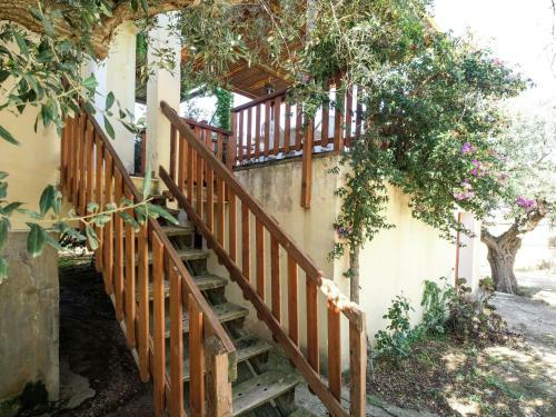 Sun-drenched Estate Close To Sciacca Just 7km From The Beach