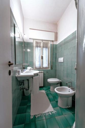 Livorno Villa Sleeps 7 Wifi