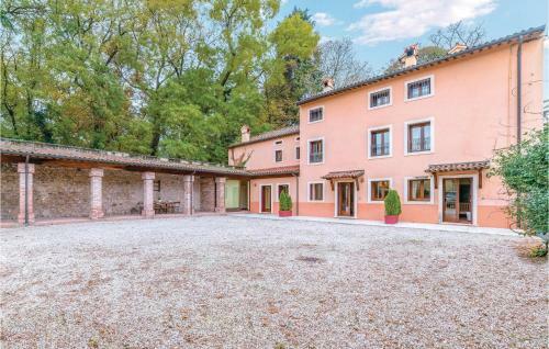 Apartamentos La Peschiera