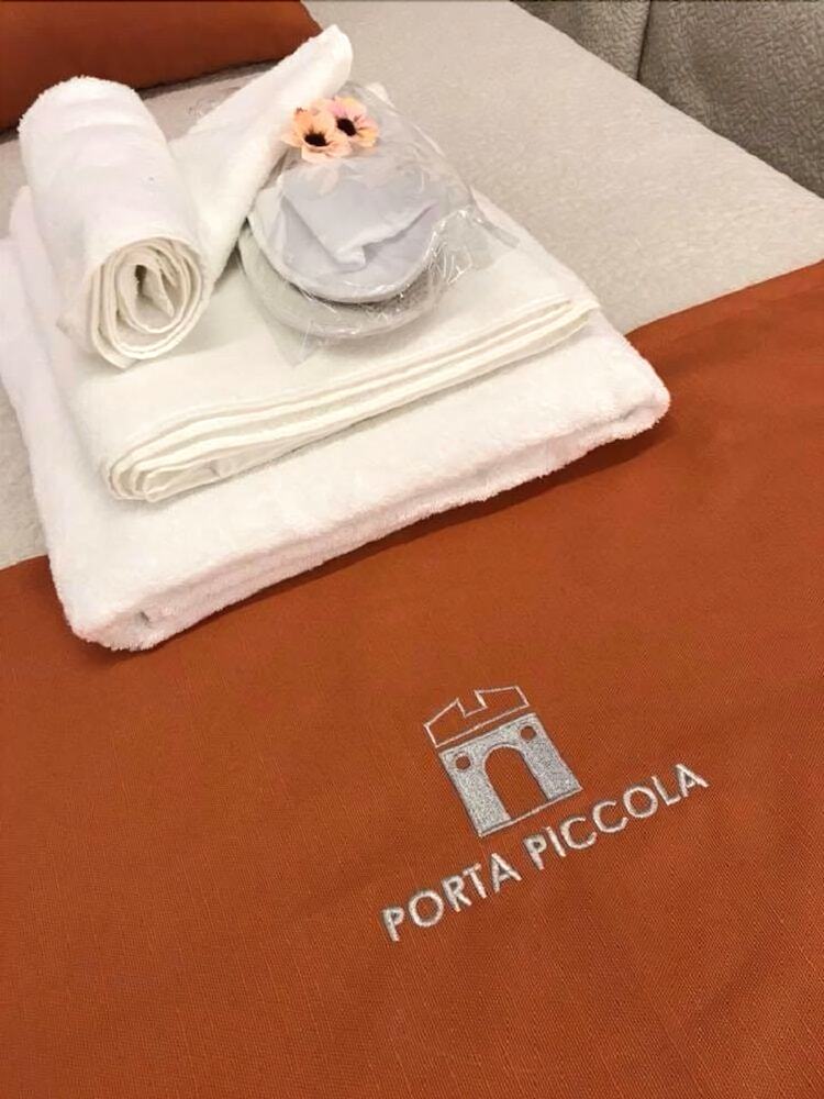 Hostal Porta Piccola