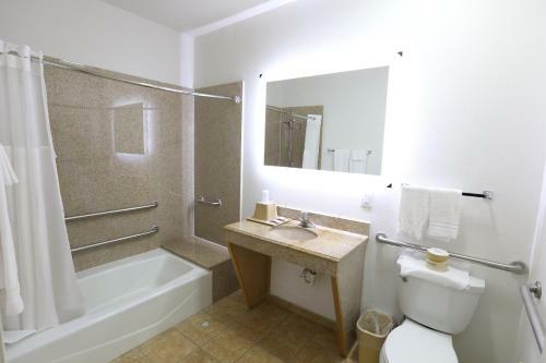 Hotel Executive Inn & Suites Cuero