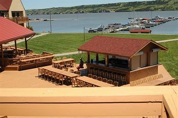 Hotel Cedar Shore Resort - Oacoma