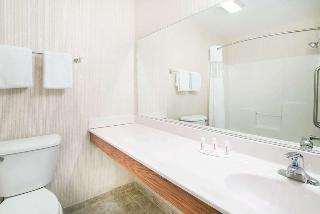 Hotel Howard Johnson Inn And Suites Oacoma