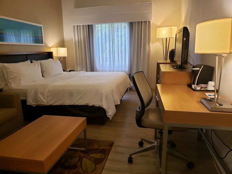 Holiday Inn Express Hotel Pittsburgh-north/harmarville