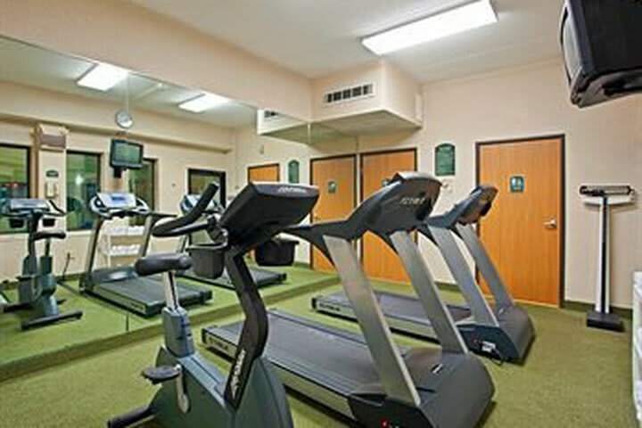Holiday Inn Express Hotel Pittsburgh-north/harmarville