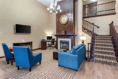 Holiday Inn Express Hotel & Suites Newark-heath
