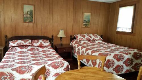 Maple Lodge Cabins