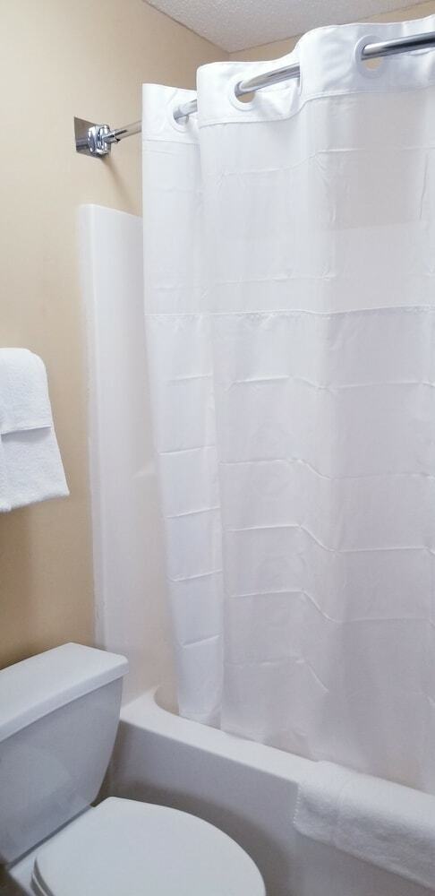 Hotel Baymont Inn And Suites - Oxford